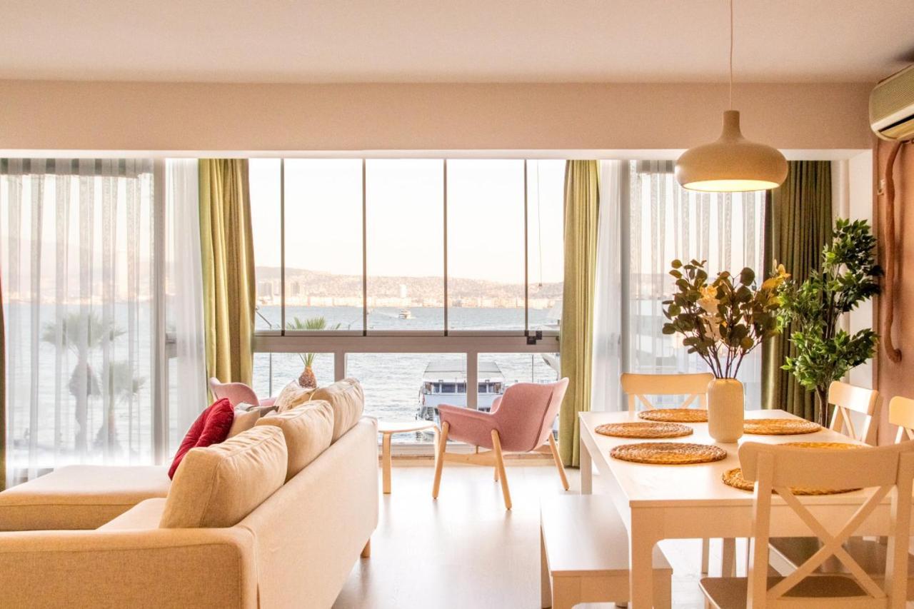 Апартаменты Flat With Sea View Near Karsiyaka Coast Измир Экстерьер фото