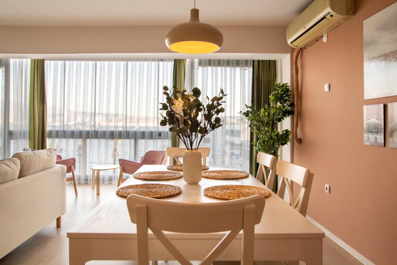 Апартаменты Flat With Sea View Near Karsiyaka Coast Измир Экстерьер фото