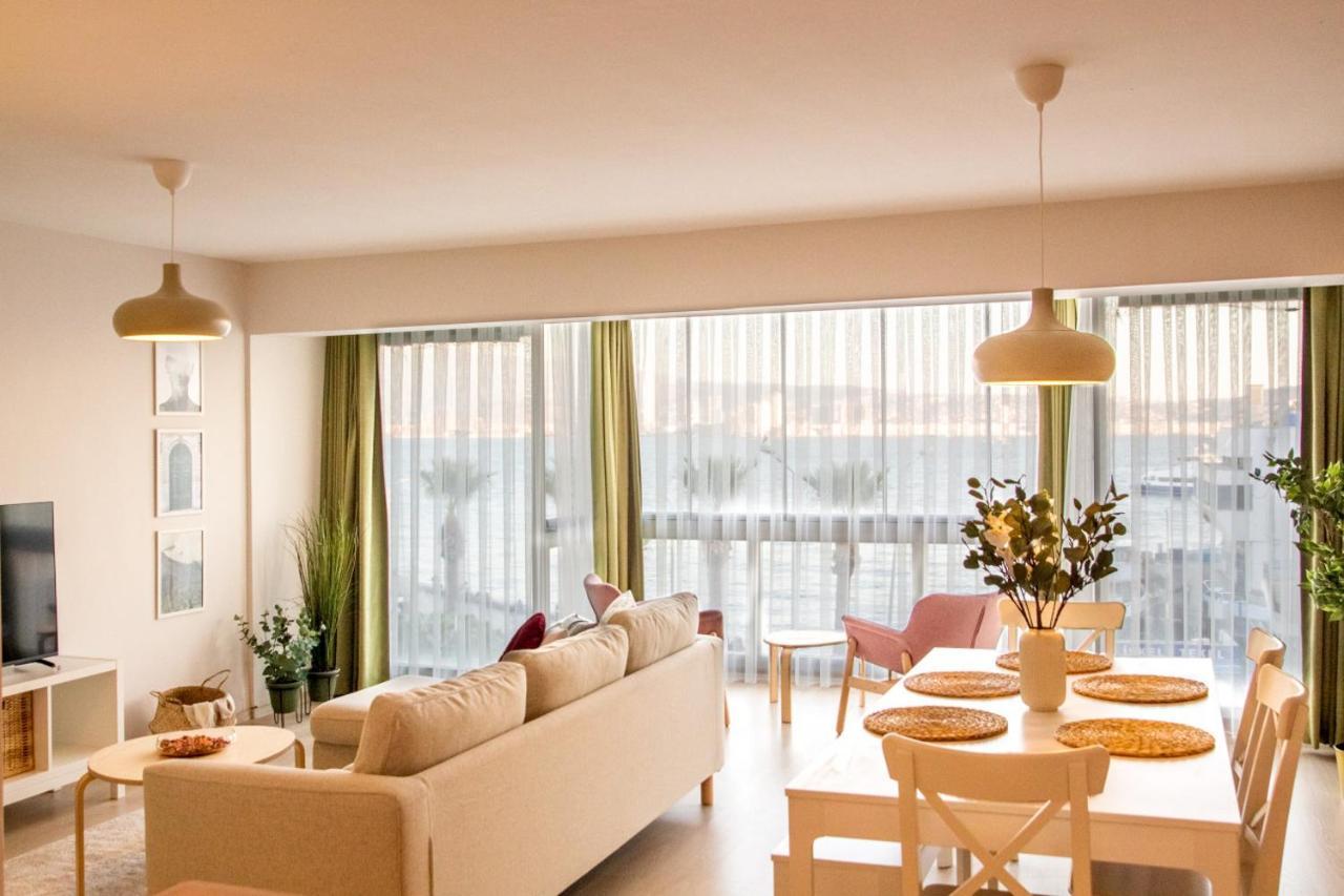 Апартаменты Flat With Sea View Near Karsiyaka Coast Измир Экстерьер фото